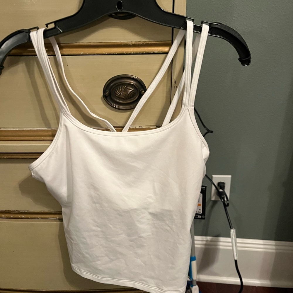 NWT Under Armour White WORKOUT TANK SIZE S